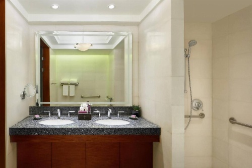 The Nile Ritz-Carlton Cairo image 5